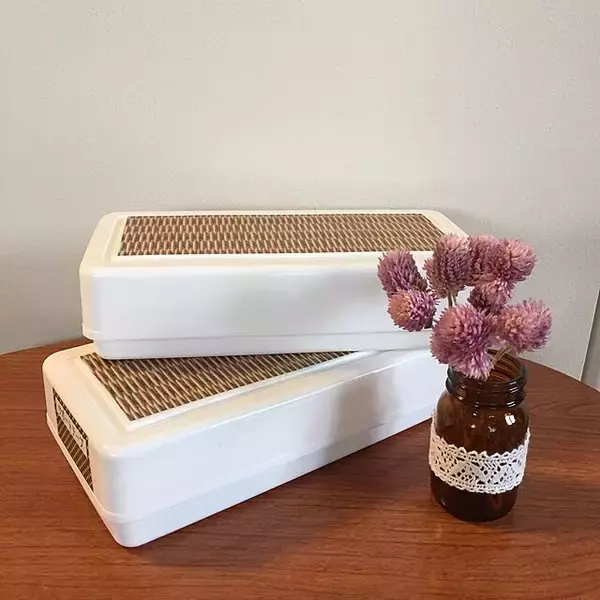 「シンプルだから使い勝手よし♪100均の粘土ケースの活用方法」の画像