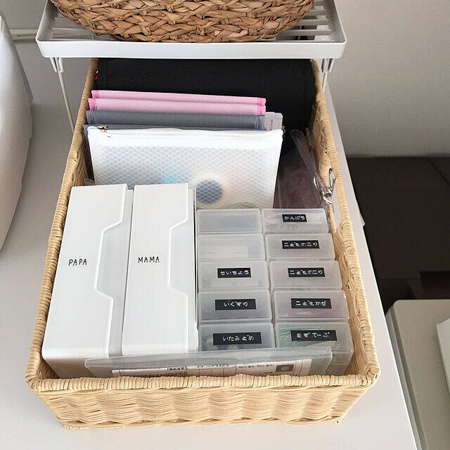 シンプルだから使い勝手よし♪100均の粘土ケースの活用方法