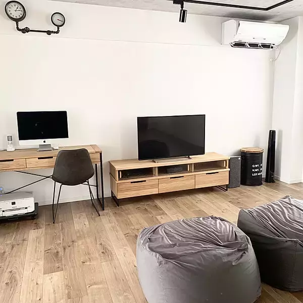 「広々ゆったり掃除も楽ちん♪ソファなしリビングで快適生活」の画像