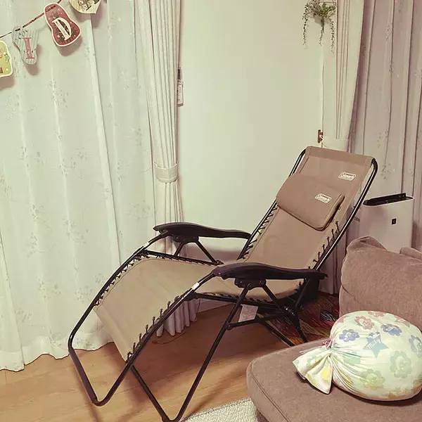 「家の中でも大活躍☆インテリアにマッチするアウトドアチェア」の画像