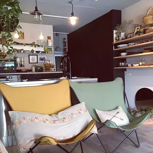 「家の中でも大活躍☆インテリアにマッチするアウトドアチェア」の画像