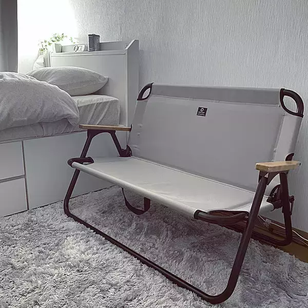 「家の中でも大活躍☆インテリアにマッチするアウトドアチェア」の画像