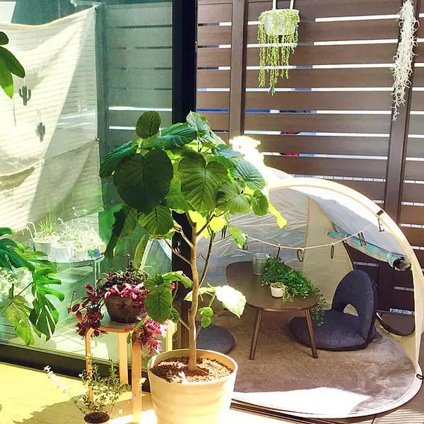 「出かけなくてもアウトドア気分♪おうちキャンプの実例10選」の画像