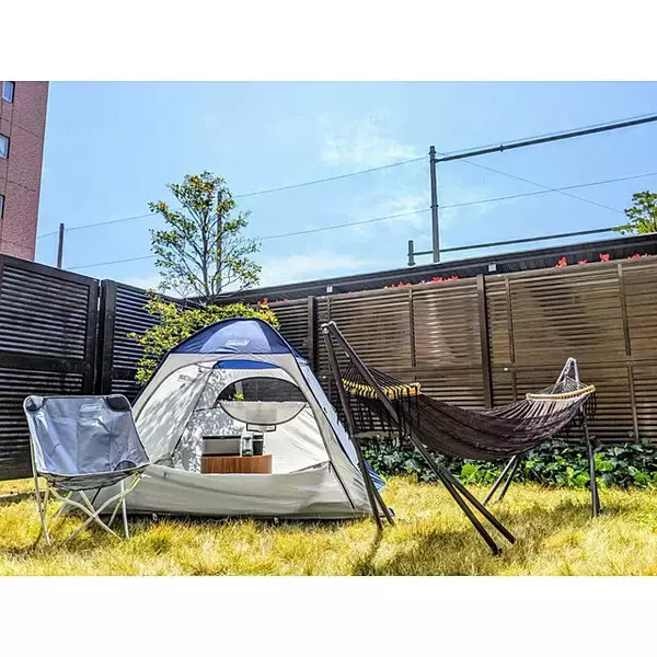 「出かけなくてもアウトドア気分♪おうちキャンプの実例10選」の画像