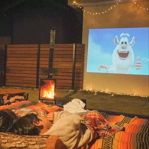 「自宅で自分らしく映画やコンサートを楽しみたい♪おうちエンターテイメント」の画像