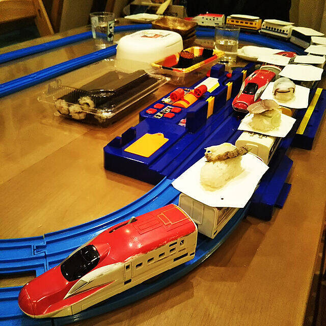 おうちごはんを楽しむ♪流しそうめんや回転寿司を楽しむ方法と収納アイデア