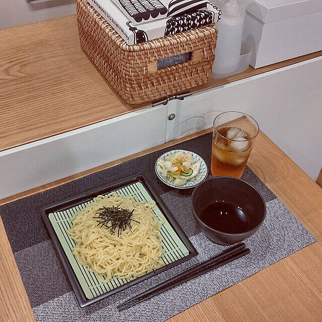 テーブルコーディネートを好みのスタイルに導く♪100均のランチョンマット