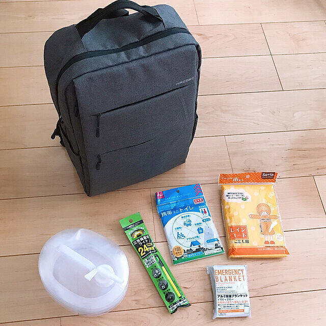 安全のために用意したい☆100円ショップでそろう防災グッズ