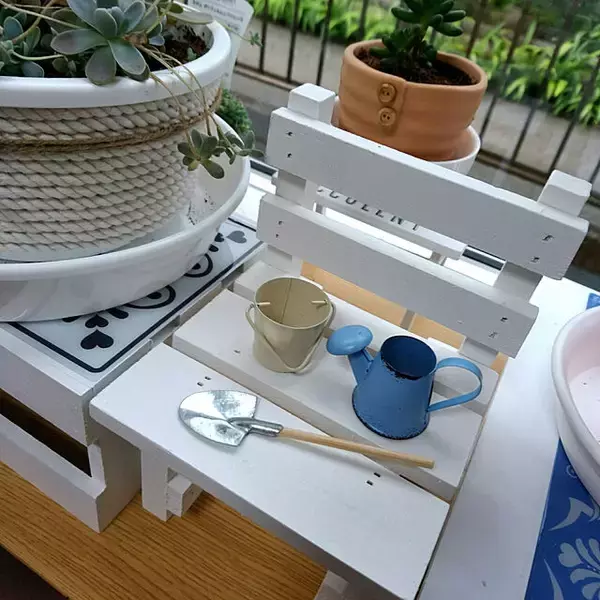 「小ささに胸キュン♡セリアのミニチュアアイテムで作るディスプレイ集」の画像