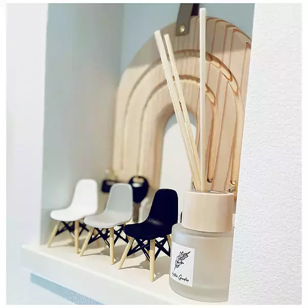 「小ささに胸キュン♡セリアのミニチュアアイテムで作るディスプレイ集」の画像