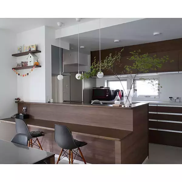 「はっとするようなアクセントに！お部屋に取り入れたい枝ものディスプレイ」の画像