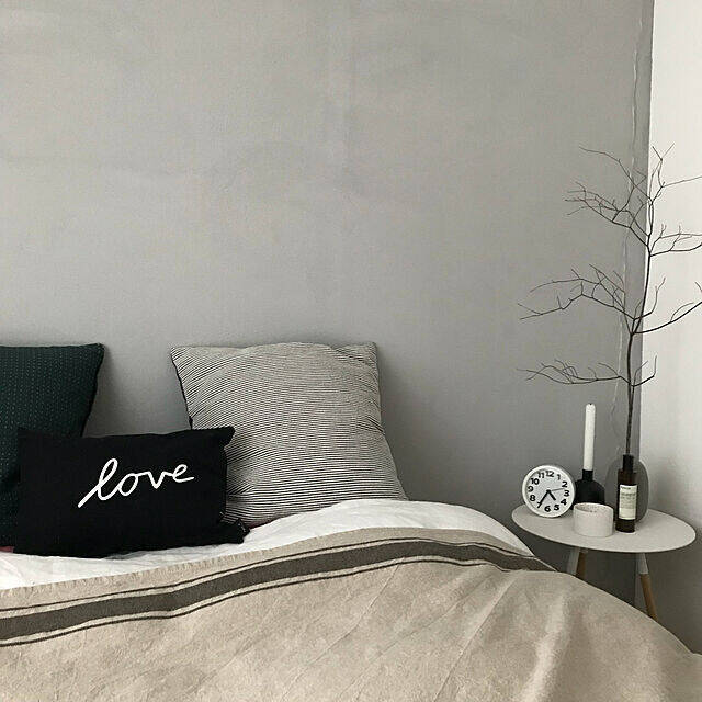 はっとするようなアクセントに！お部屋に取り入れたい枝ものディスプレイ