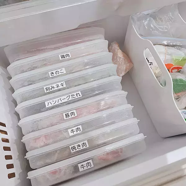 「これで収納ストレスもスッキリ解決！セリアアイテムを使ったキッチン収納」の画像