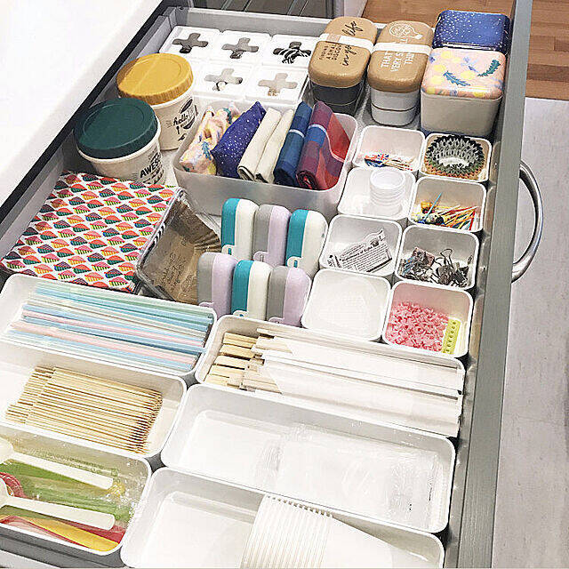 いそがしい朝にもストレスなく☆すぐ手に取れるお弁当グッズの収納
