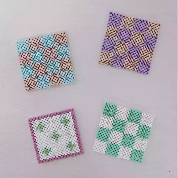 「インテリアを華やかにしてくれる☆おうちを彩るアイロンビーズ」の画像