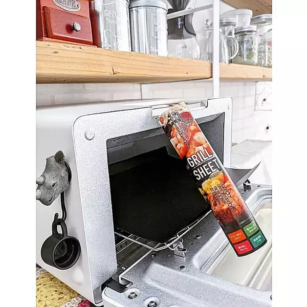 「実は意外と汚れてる!?電子レンジ＆トースターの効果的なお掃除方法」の画像