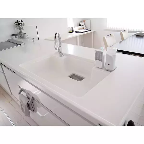 「すっきり美しいキッチンを実現☆あこがれのフルフラットキッチン」の画像