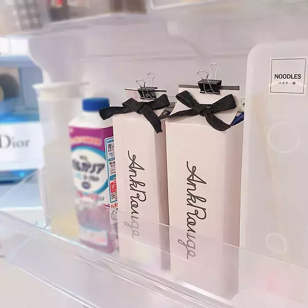 「便利で見た目もばっちり♡いろいろな材料で作る手作りカバーアイディア」の画像