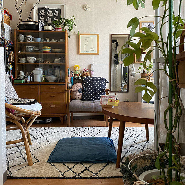 インテリアを明るく印象的に変えてくれる☆壁掛けミラーのあるお部屋