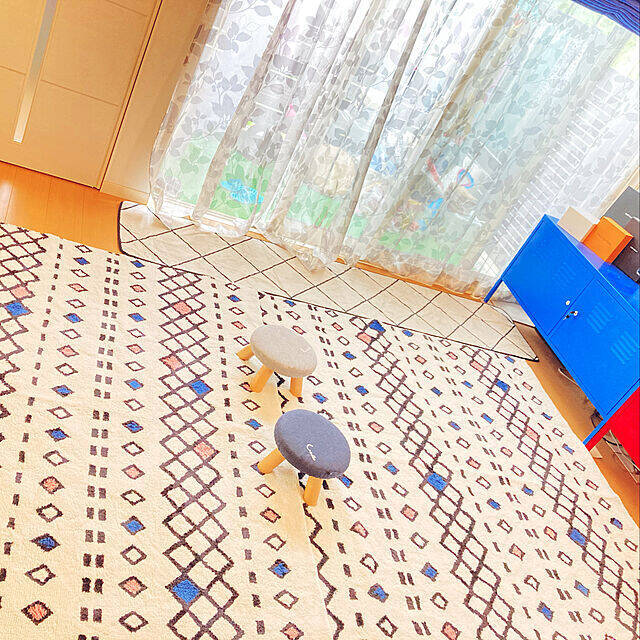 敷くだけでお部屋の印象チェンジ☆しまむらのラグ特集