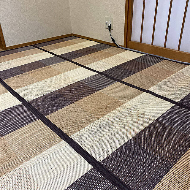 敷くだけでお部屋の印象チェンジ☆しまむらのラグ特集