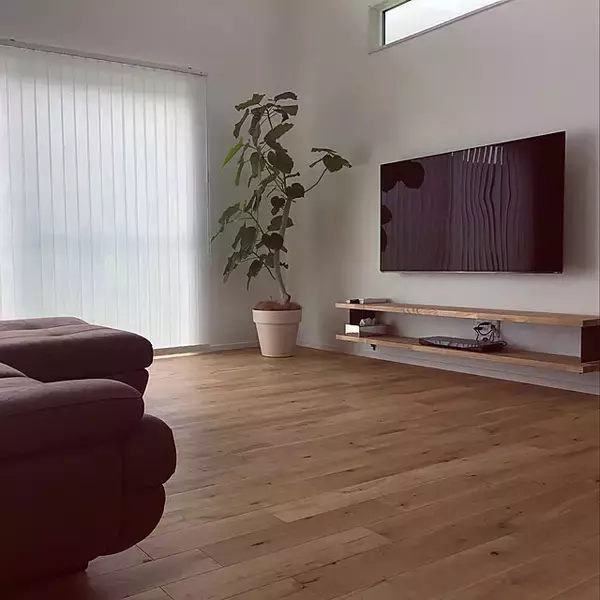 「床が片付いていると好印象！床に物が散らからないおうちの工夫」の画像