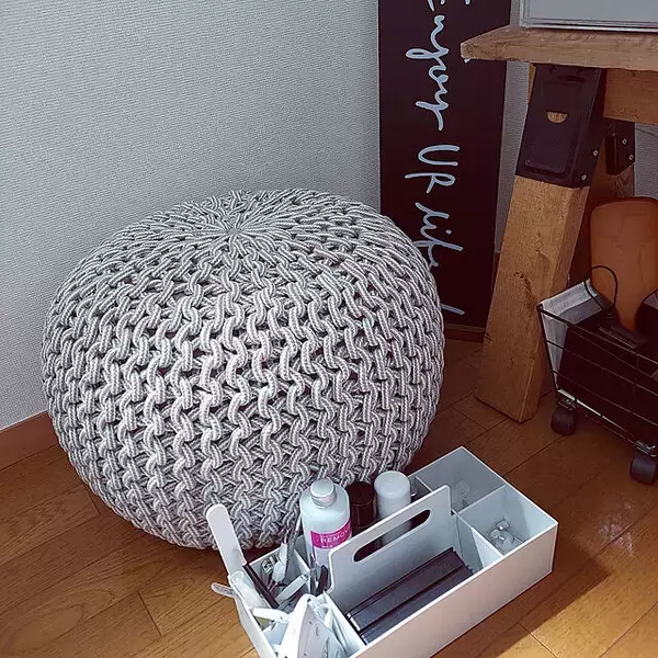 「プフがきっと欲しくなる☆プフを取り入れたお部屋と便利な使い方をご紹介」の画像