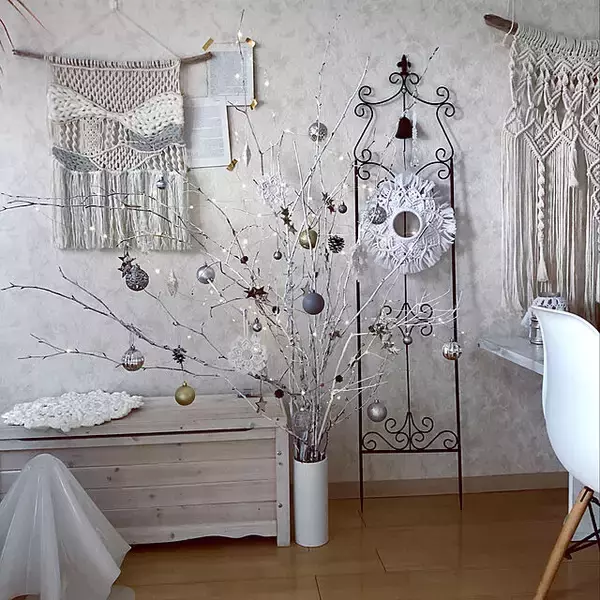 「私らしく冬のディスプレイを楽しむ☆もみの木以外のクリスマスツリー特集」の画像