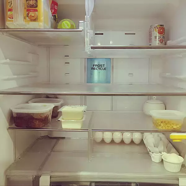 「少しの工夫で快適に使いやすく！食品の無駄をなくす冷蔵庫整理のポイント」の画像