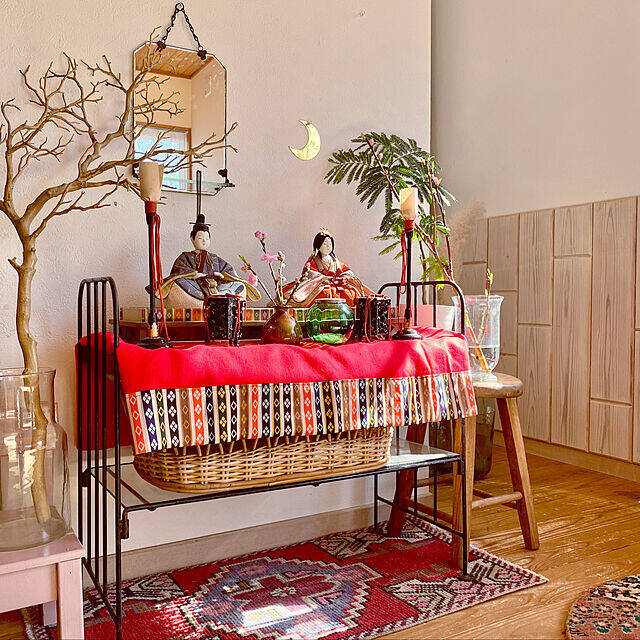 お部屋に春の行事の華やかさをプラス♪個性が光るひな祭りディスプレイ 