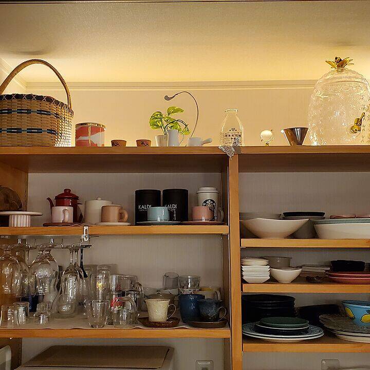 「全面扉で生活感を隠す！白く明るい空間に溶け込むキッチン」 by hiromimimiさん