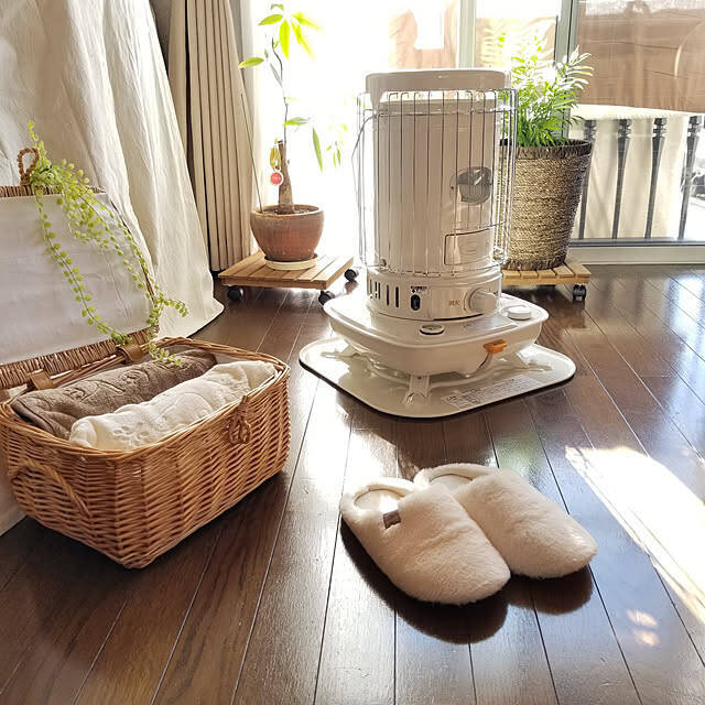 さっとまとまり散らからない♪使いやすさ重視のブランケット収納