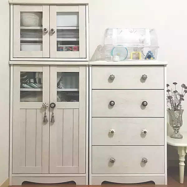 「取っ手ひとつで、雰囲気も使い勝手もグンとよくなる！100均の取っ手を活用したDIYアイデア集」の画像