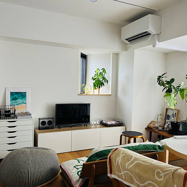 組み合わせ自由なシステム収納！自分好みにカスタマイズできるIKEAのベストーを使ったコーディネート実例