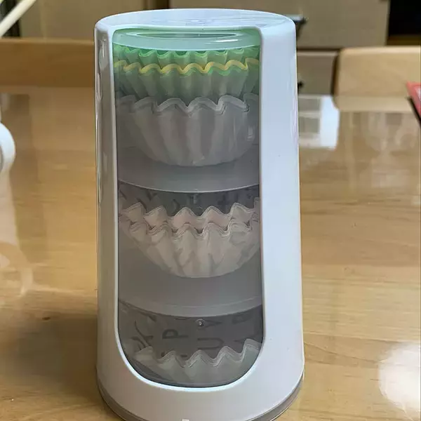 「お弁当作りもきっと楽しくなる♡使い勝手もばっちりのランチグッズ収納」の画像