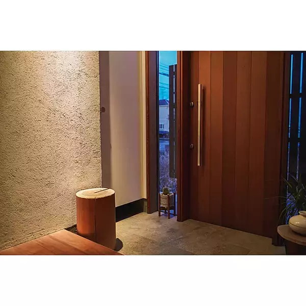 「愛でたくなるデザインを♪ぱっと目を引くスツール・丸椅子カタログ」の画像