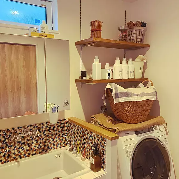 「お部屋時間を快適に！毎日着る部屋着やパジャマの置き場所アイディア」の画像