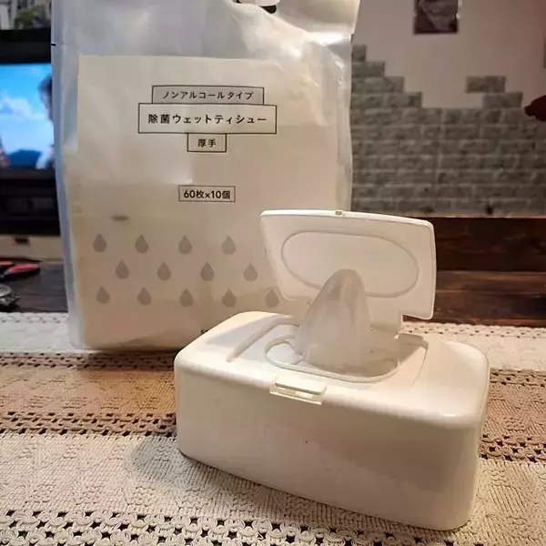 「乾燥を防いで見た目も心地よく♪お気に入りのウェットティッシュケース」の画像