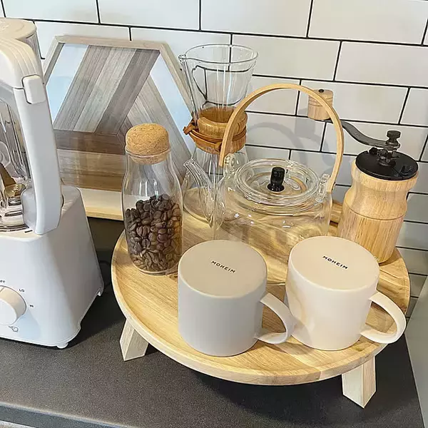「コーヒータイムがもっと充実する！実用的でディスプレイにもなる、コーヒーグッズの収納アイデア10選」の画像