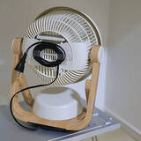 「掛ける収納の定位置づくりに！マグネットやS字、ドアフックなど暮らしが整う100均フック6選」の画像1