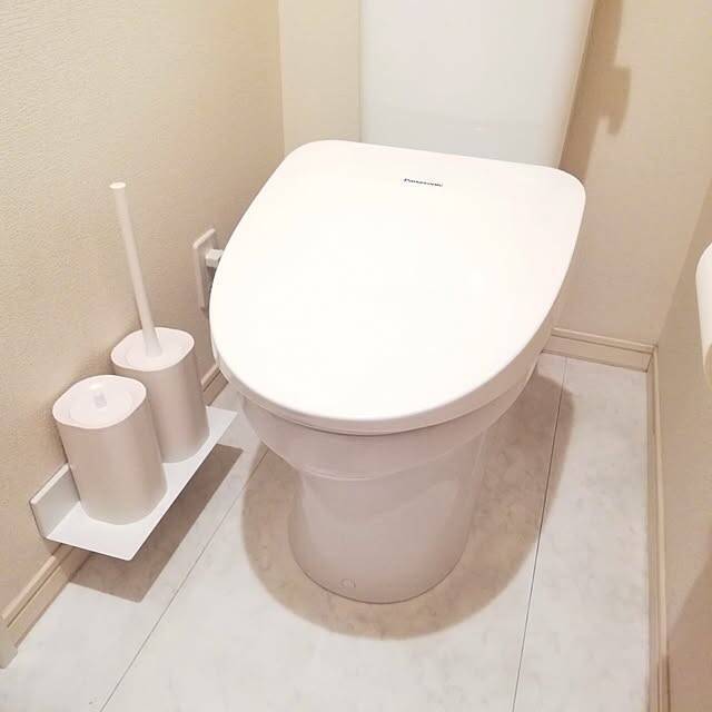 ミニマルで見た目がすっきり！使いやすいトイレブラシの置き方アイデア6選