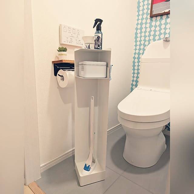 ミニマルで見た目がすっきり！使いやすいトイレブラシの置き方アイデア6選