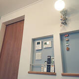 「【RoomClipが選んだ厳選3選】「リモコンの置き場所」がテーマの素敵な投稿実例」の画像3