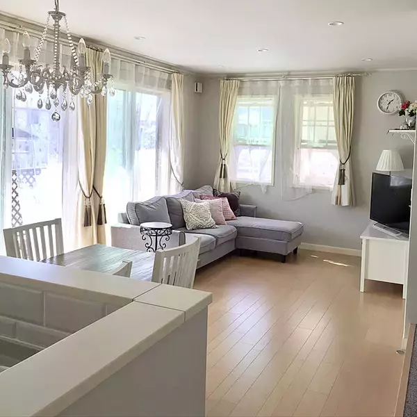 「おとぎ話のようなお部屋に住みたい♡フレンチモダンのお家」の画像