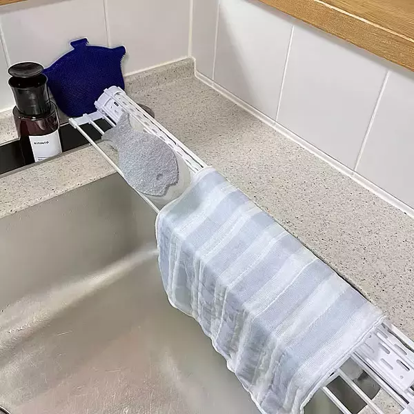 衛生的で使いやすい！キッチンふきんの一時置き場アイデア6選