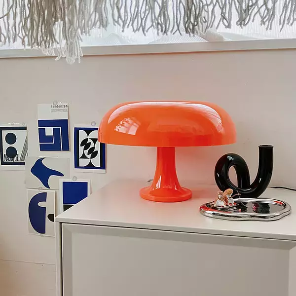 「間接照明にも♪お部屋をやさしく照らすデスクライト・テーブルランプ10選」の画像