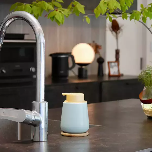 「「水まわりを洗練してくれる美濃焼の泡ソープディスペンサー」 by Norikaさん」の画像