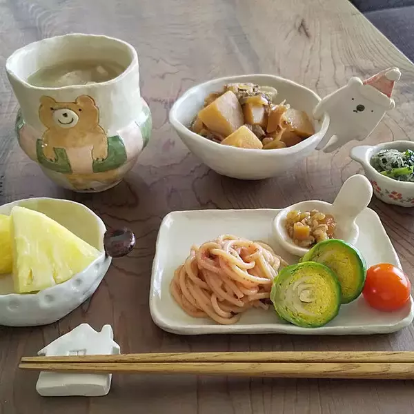 「世界にひとつだけのお気に入り☆手作りの陶芸作品を取り入れた暮らし」の画像