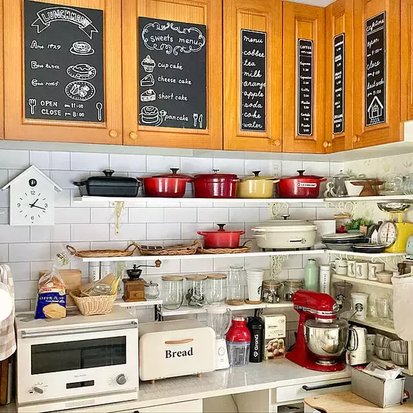 「使いやすく美しくキッチンが整う☆鍋の整理収納アイデア10選」の画像