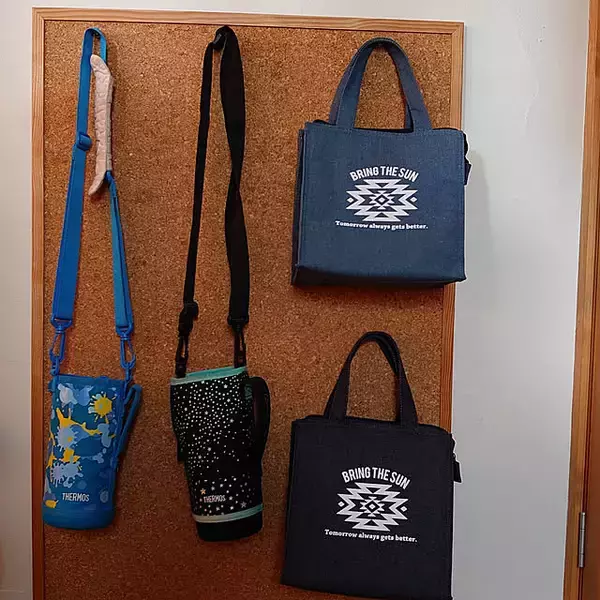 「「片づけてもすぐ散らかる」を卒業！床が散らかりにくくなる工夫10選」の画像